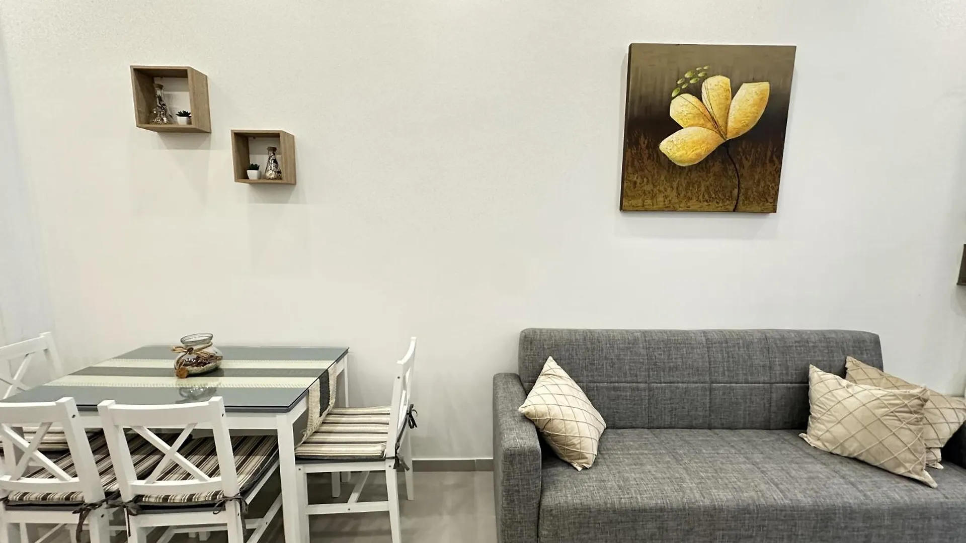 Alma De Triana 2 Apartment Seville